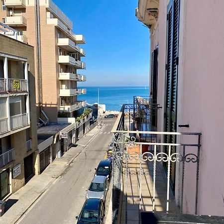 La Cementina Sul Mare Apartment Bari Bagian luar foto